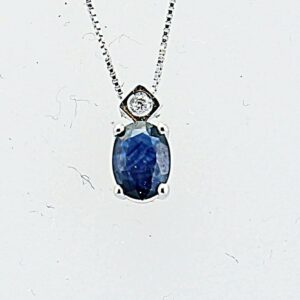 COLLANA IN ORO CON ZAFFIRO E DIAMANTI