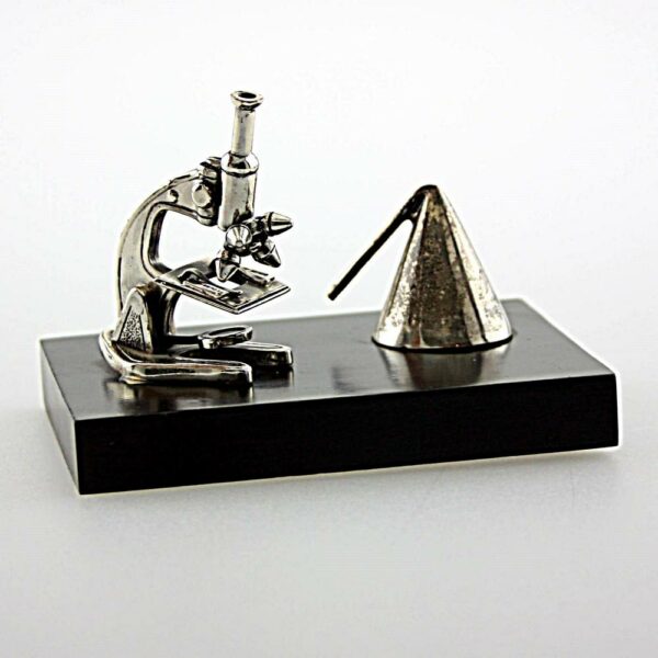 SCULTURA RICERCATORE IN ARGENTO 800/925°°°