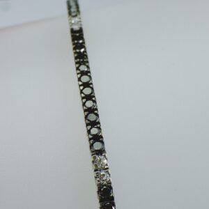 BRACCIALE TENNIS IN ORO CON DIAMANTI BIANCHI E NERI
