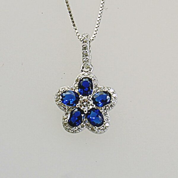COLLANA IN ARGENTO 925°°° CON FIORE E ZIRCONI