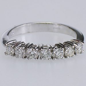 ANELLO FEDINA IN ORO CON DIAMANTI