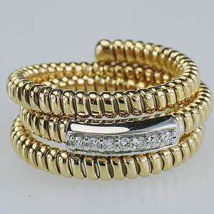 ANELLO IN ORO CON DIAMANTI