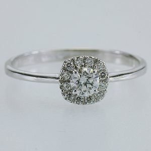 ANELLO SOLITARIO IN ORO CON DIAMANTI