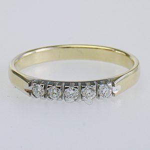 ANELLO FEDINA IN ORO CON DIAMANTI