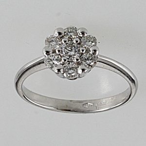 ANELLO SOLITARIO IN ORO CON DIAMANTI